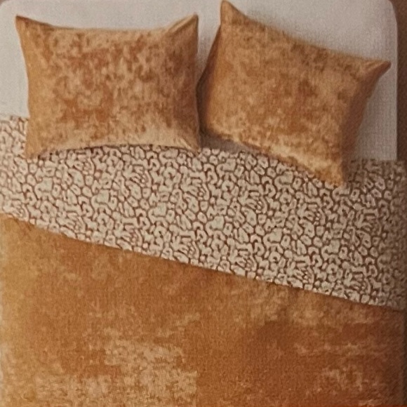 Opalhouse Reversible Velvet Duvet Cover Set​ - Picture 3 of 12